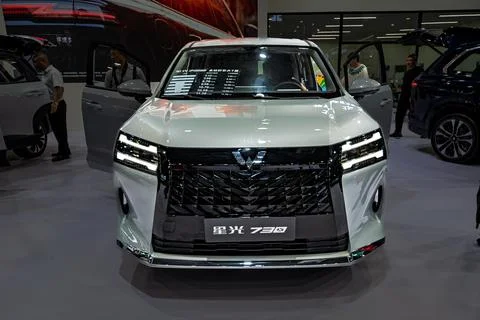 Wuling Huajing Makes its Debut at the 23rd China Changchun Auto Expo Fotos de archivo
