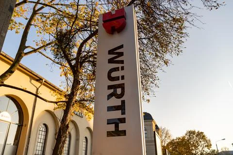 Würth Group Logo in Front of a Store Building Fotos de archivo