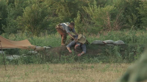 WW1 rescue wounded Stock Footage 43276233