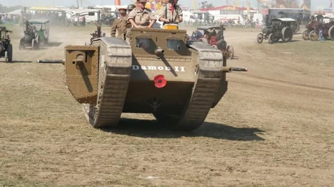 WW1 tank 2 動画素材 144122985