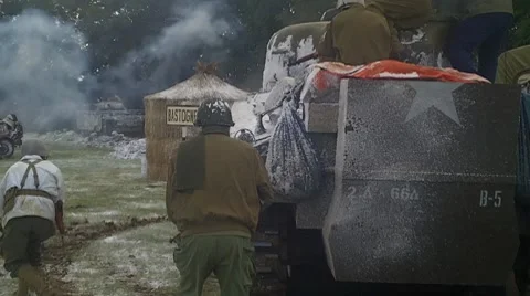WW2 Sherman Tank Stock-Footage 7900639