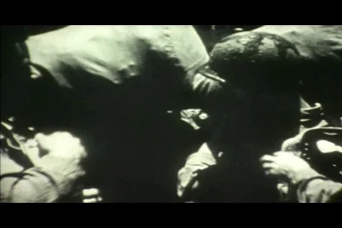 WWII troops board ship Stock-Footage 89563327