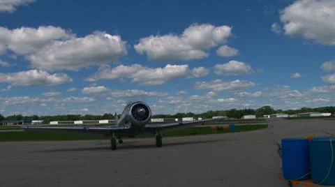 WWll T6 Trainer 動画素材 8959709