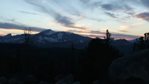 Wyoming Time Lapse: Wind River Mountains, Clouds at sunset over Wind River Peak Video stock 146242620