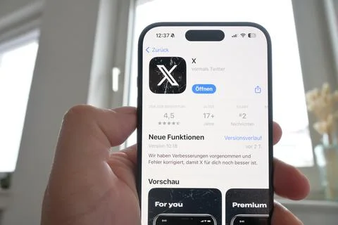 X app in the apple store Stock Photos