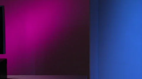 X-Ray Tech points to 3D model best Stock Footage 459397