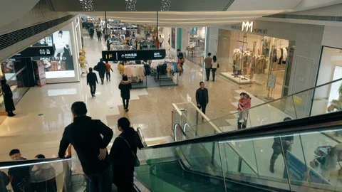 XI'AN, CHINA - DEC 30, 2019: Scene in the mall,China Stock Footage 213719197