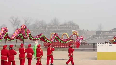 Xi'an, China -Feb 02, 2012. Dragon dance at  Spring Festival Stock Footage 108015262