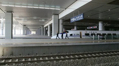 Xian high speed train station Vídeos de archivo 54804287