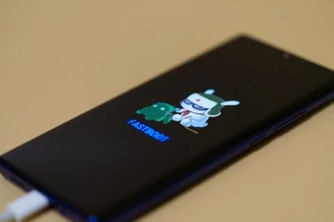 Xiaomi mi note 10 lite boot screen with fastboot logo on it Stock-Fotos
