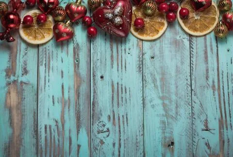Xmas background of bright colored light geen desk decorated with Xmas decor Foto stock