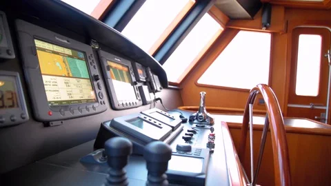 Yacht Control Panel Видео 129613409
