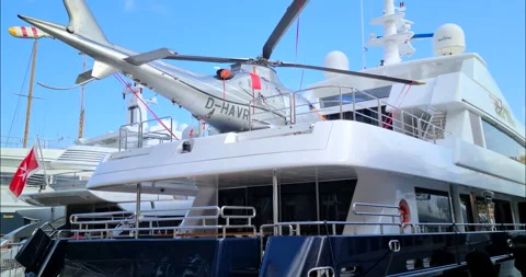 Yacht With Helicopter On Deck Stock-Footage 157222177