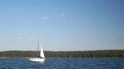 Yacht  sailing 動画素材 80357015