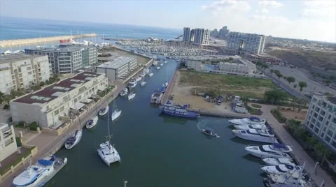 Yachts coming to park Video stock 51770827