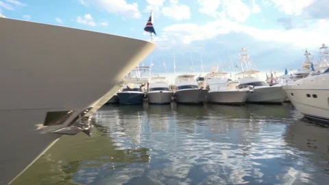 Yachts In Marina Видео 129622518