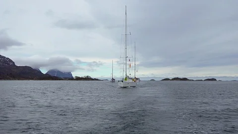 Yachts in the Norwegian sea 動画素材 117436734