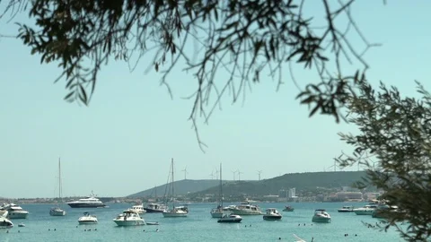 Yachts at Sea Stockbeeldmateriaal 125159176