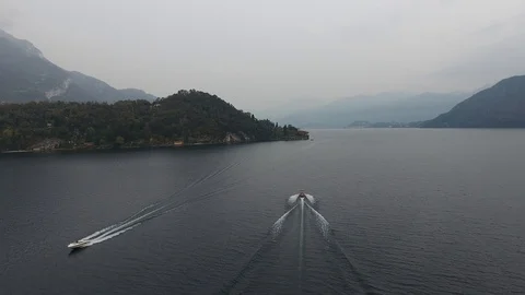 Yaht going to Villa Balbianello, Como Lake, Italy Stock Footage 117633130