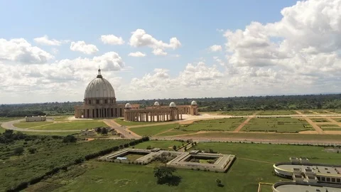 Yamoussoukro Basilica Vídeos de archivo 97979201