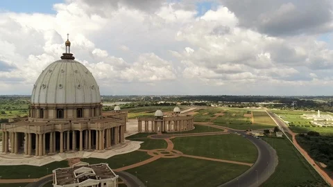Yamoussoukro Basilica Video stock 97984503