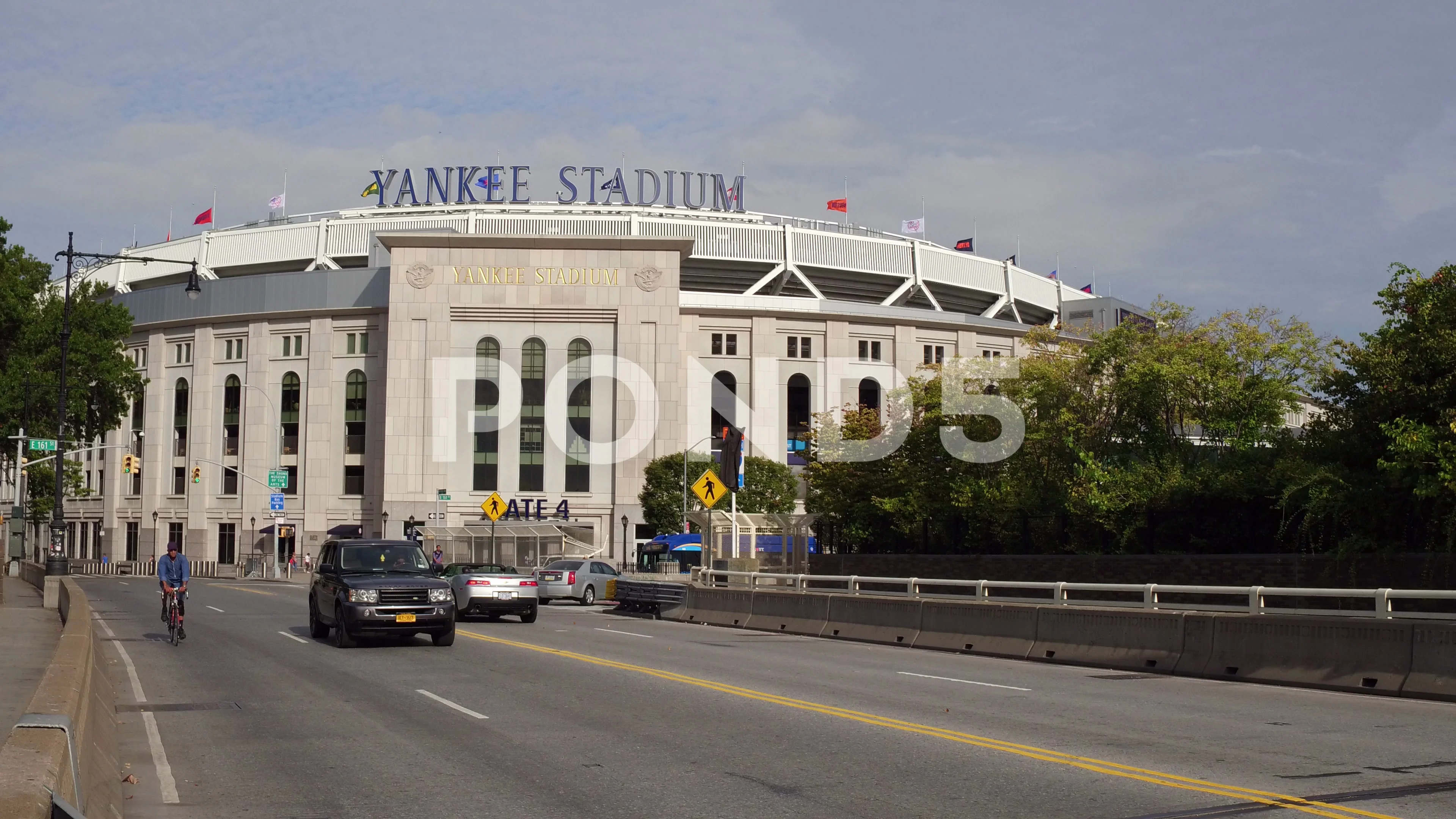  Yankee Stadium - Exterior