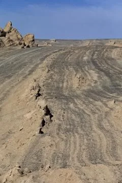 Yardangs-eroded rock surfaces alternating ridges-furrows. Qaidam basin-CN 0550 Stock-Fotos