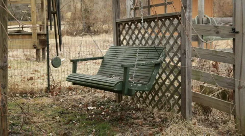 YardSwing Video stock 333302