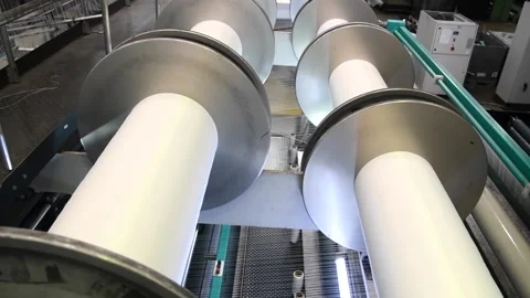 Yarn thread running in the machine Vídeos de archivo 152104226