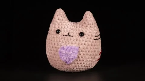 Yarn Woven Cat Stockbeeldmateriaal 333247654
