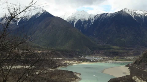 Yaruzambu Stock Footage 167994150