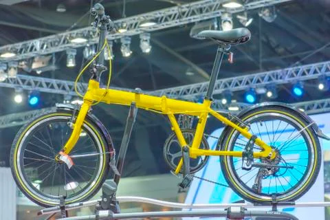 Yellow bicycle Fotos Stock