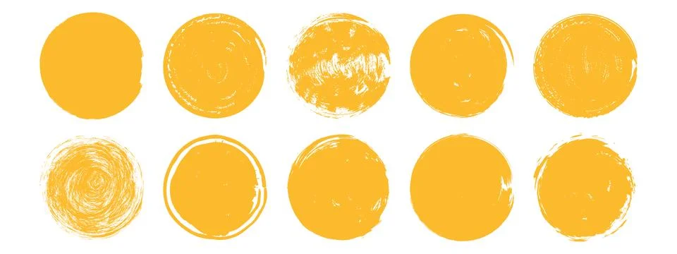 Yellow brush sun rough set. Hand drawn grunge sun circles. Abstract crayon .. Illustrazione stock