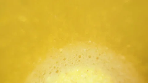Yellow bubbling 库存影片 37037807