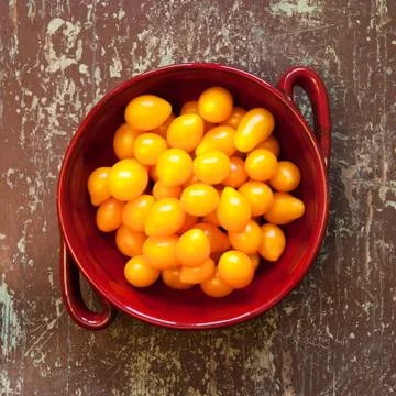 Yellow cherry tomatoes Stock Photos