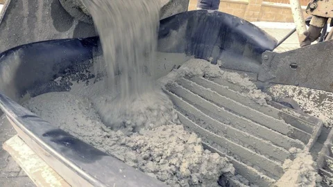 Yellow concrete mixer, casting pump. Detail of construction machinery Vidéo 88395869