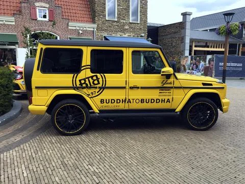 Yellow Mercedes-Benz G Class Buddha to Buddha Stock Photos