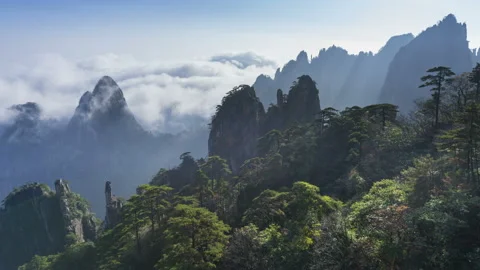 Yellow Mountains Stockbeeldmateriaal 122458345