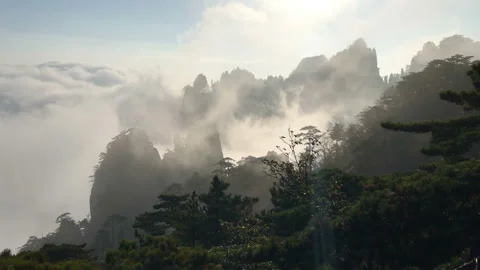 Yellow Mountains 動画素材 122971412