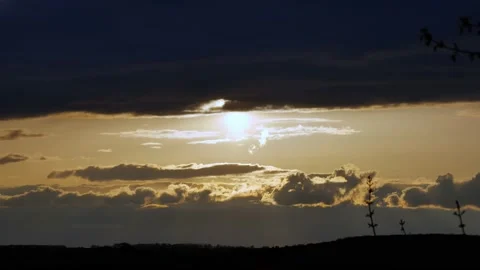 Yellow red sun setting down to horizon Stock Footage 194295186