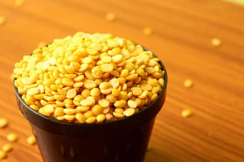 Yellow split peas Stock Photos