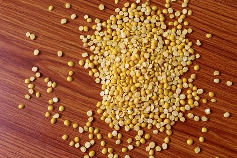 Yellow split peas Stock Photos