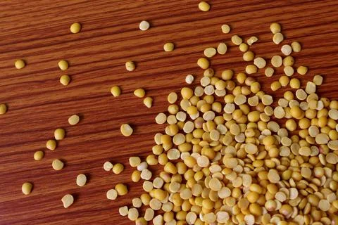 Yellow split peas Stock Photos