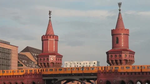 Yellow subway train passes on oberbaum bridge berlin  Video stock 55559283