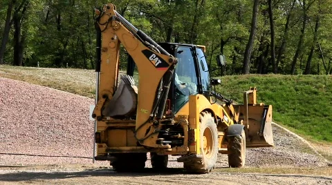 Yellow tractor Stock-Footage 874015