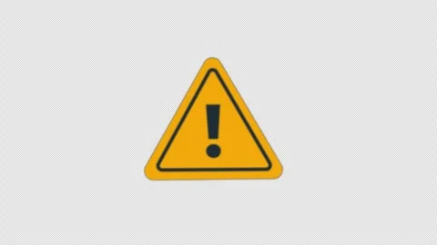 Yellow Warning Triangle Icon With Exclamation Mark Animation - Transparent Vidéo 337750592
