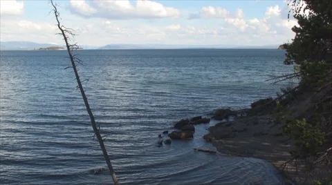 Yellowstone lake 2 Video stock 52498317