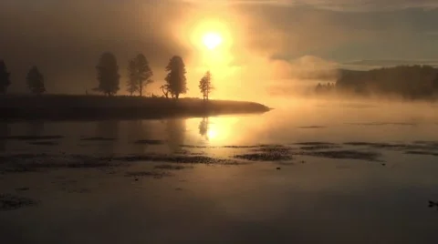 Yellowstone river daybreak 스톡 동영상 68597849