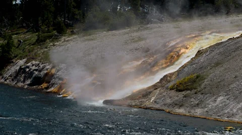 Yellowstone Stream empties in to a river 库存影片 66691644