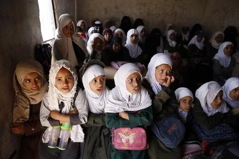 Yemen war threatens massive decrease in school enrollment, Sanaa - 14 Sep 2022 Stockfoto's